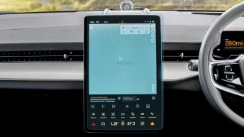 Pixsel car screen protector for POLESTAR 3 - 16“ 2024 -